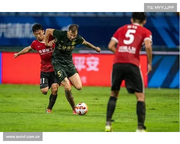 U22国足0-0乌兹别克斯坦木塔力甫捅射差之毫厘艾菲尔丁单刀打飞机 U22国足0-0乌兹别克斯坦木塔力甫捅射差之毫厘艾菲尔丁单刀打飞机