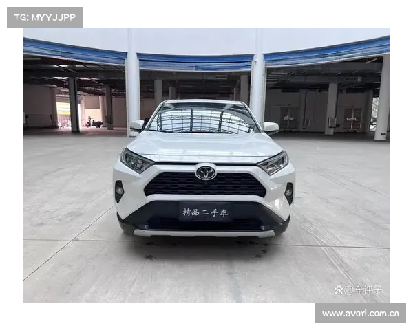 丰田低价四驱家用SUV,省心给力均衡好车,油耗仅6.3L,RAV4荣放 丰田低价四驱家用SUV,省心给力均衡好车,油耗仅6.3L,RAV4荣放